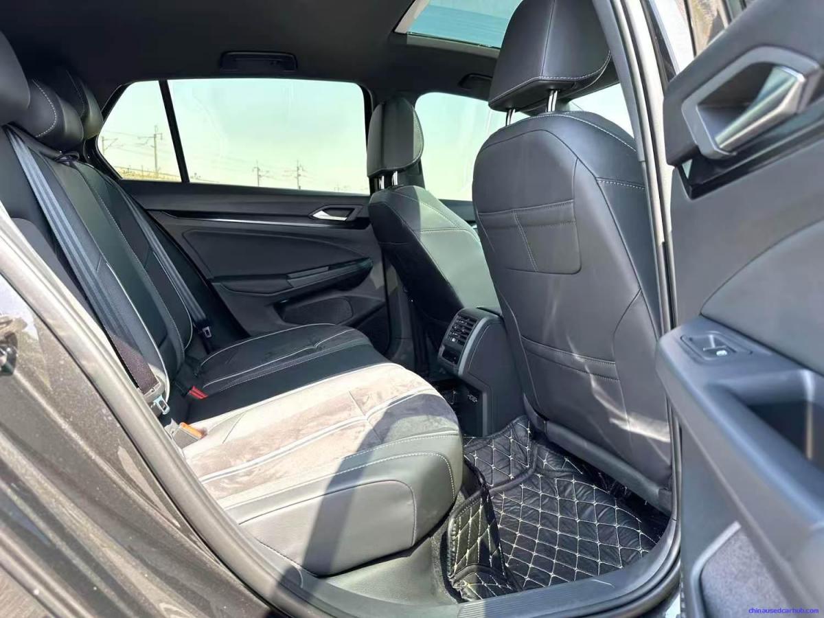 Car Image 6