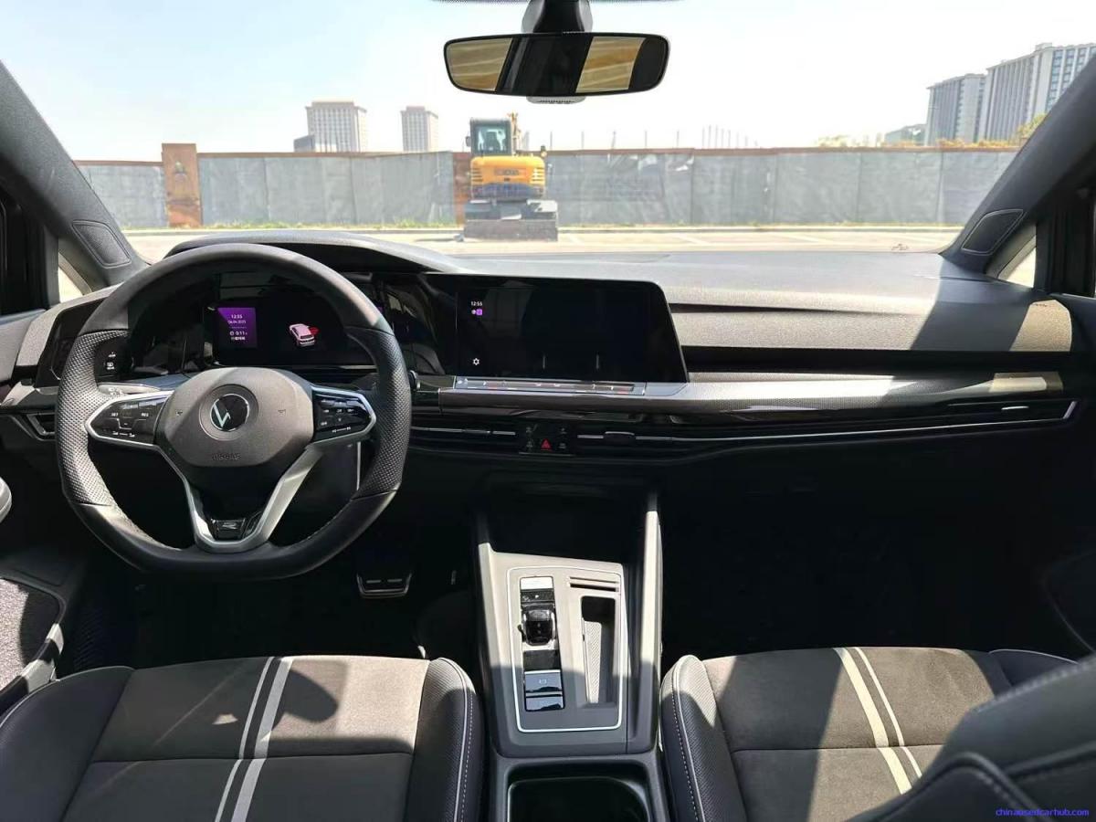 Car Image 8