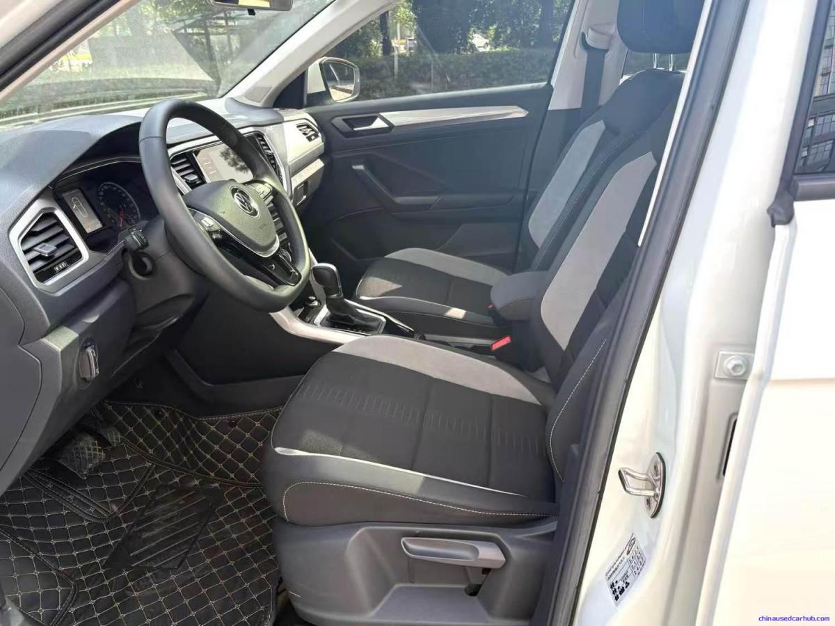 Car Image 10